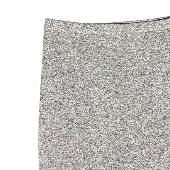 Express Gray Straight & Pencil Skirt Size XS Pull On Knitted Stretch Knee Length - Picture 2 of 10